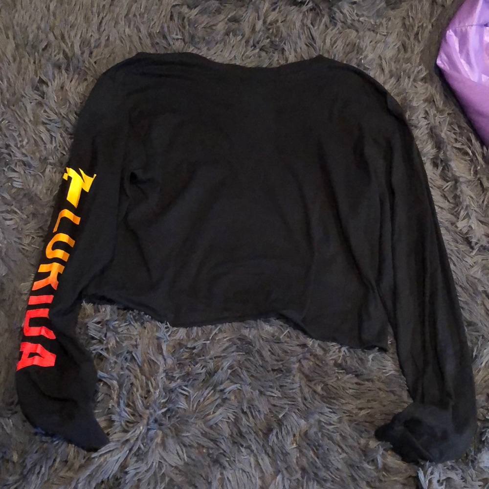 Cold Crush size xl long sleeve crop top - Picture 4 of 4